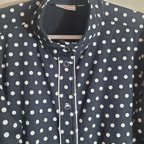 Quacker Factory Polka Dot Snap Button Top Womens Size 1X Black Mock Neck Pockets - Picture 4 of 9